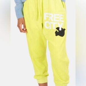 Freecity Sundance pocket sweat pant